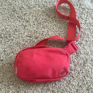 Lululemon coral belt bag